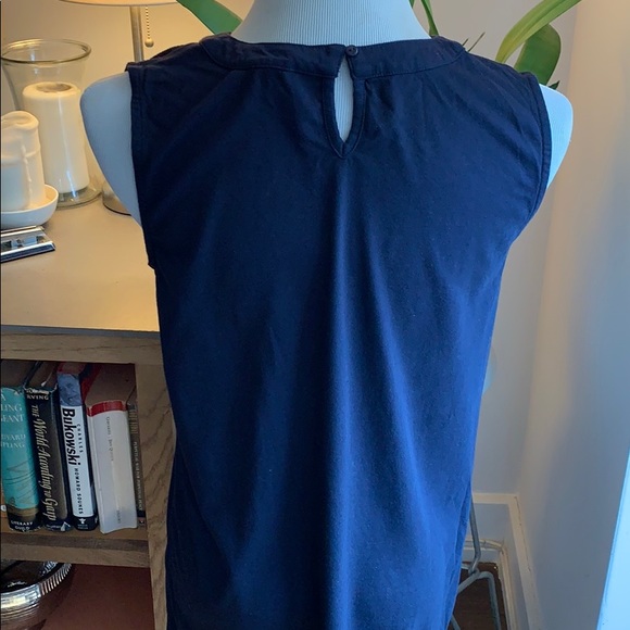 Banana Republic navy blue tuck yoke top - Picture 3 of 5